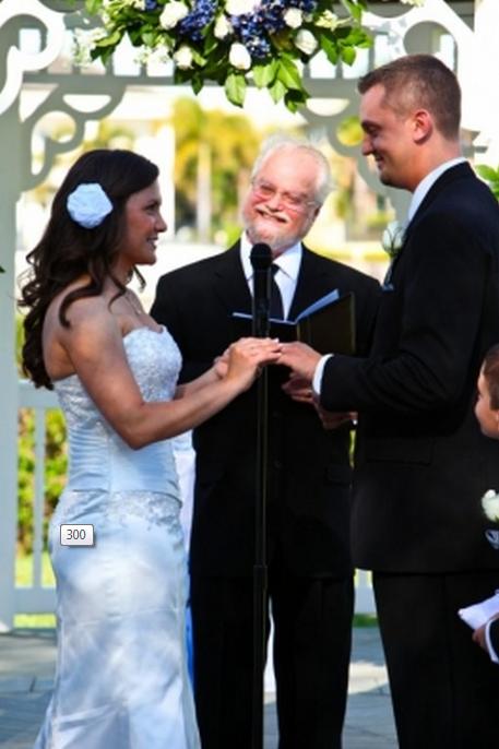 wedding-officiant-in-st-petersburg-fl-ordained-minister-notary